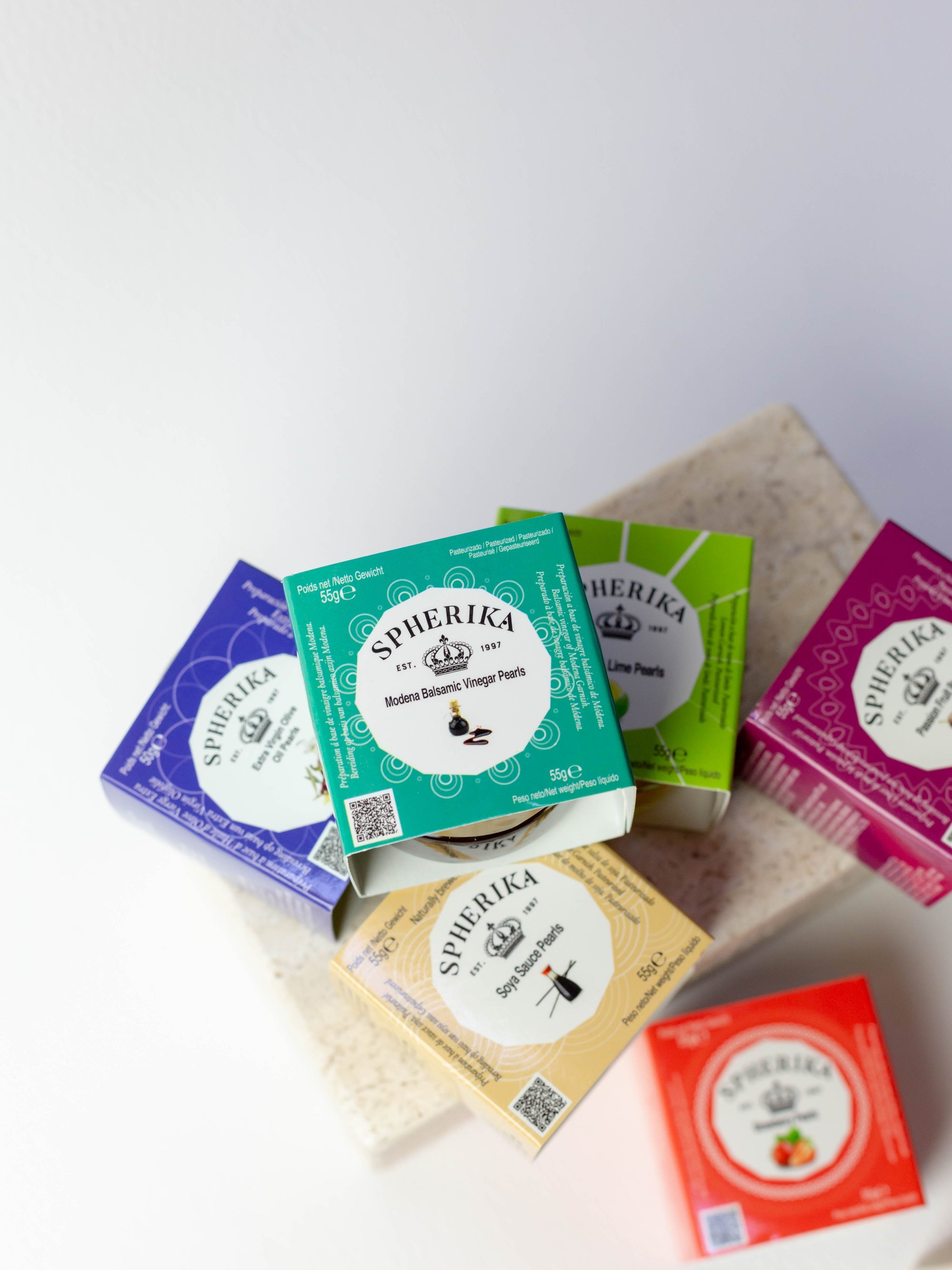 SPHERIKA, lime and lemon spheres 50g (drained weight)