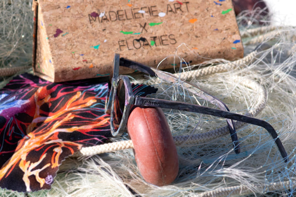 Floaties x Madeliefie art sunglasses, polarized black