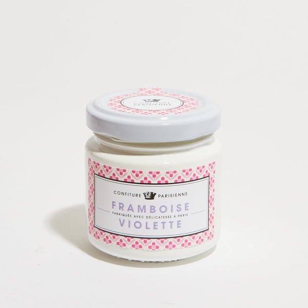 Petit pot Framboise Violette à l'étiquette rose et violette, photographié sur fond blanc