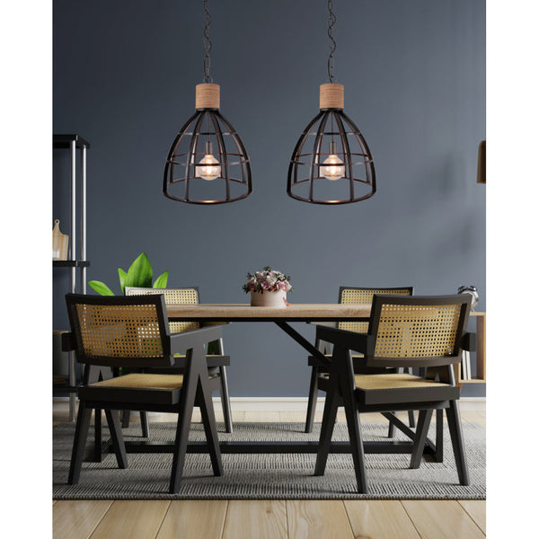 De zwarte Aperto hanglamp voegt een industriële touch toe aan je interieur.