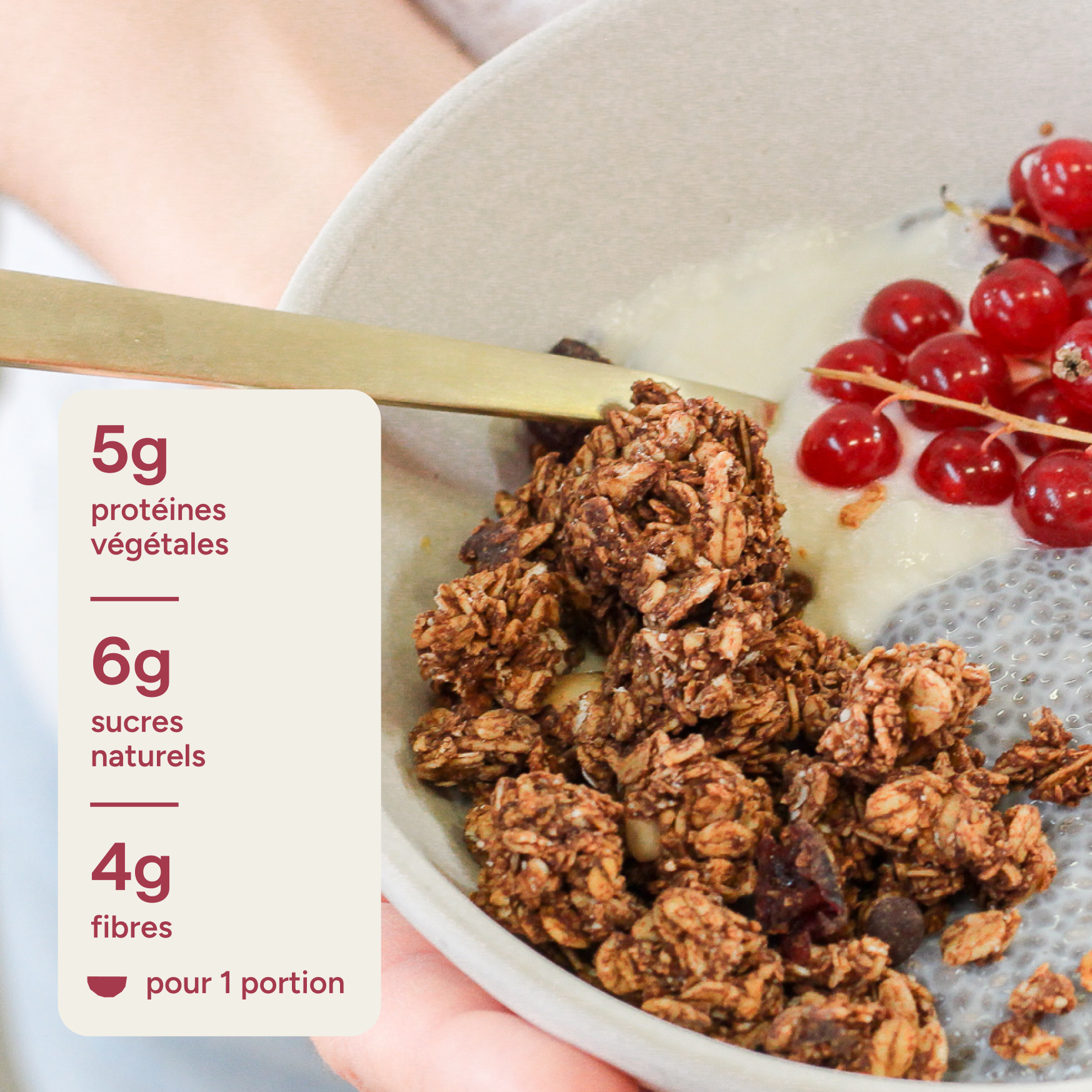 Granola noisette chocolat : 5g protéines végétales, 6g sucres naturels, 4g fibres par portion