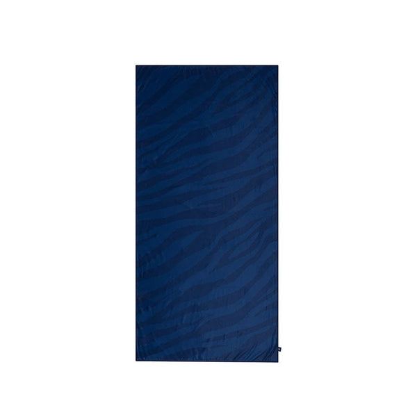 strandlaken-135x65cm-vibrant-stripes-blauw-swim-essentials-1