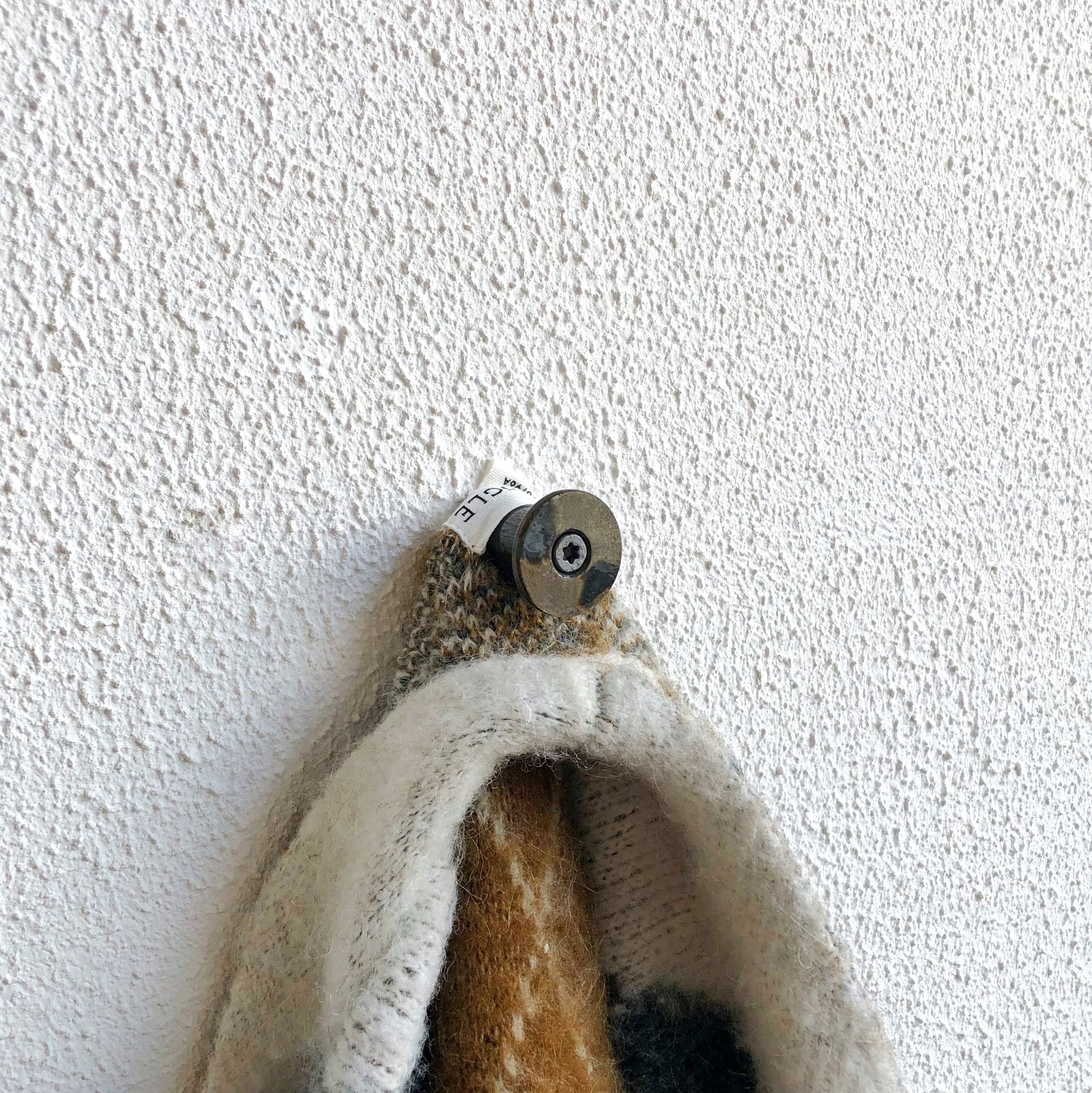 Ganci rotondi industriali con mensola in rovere