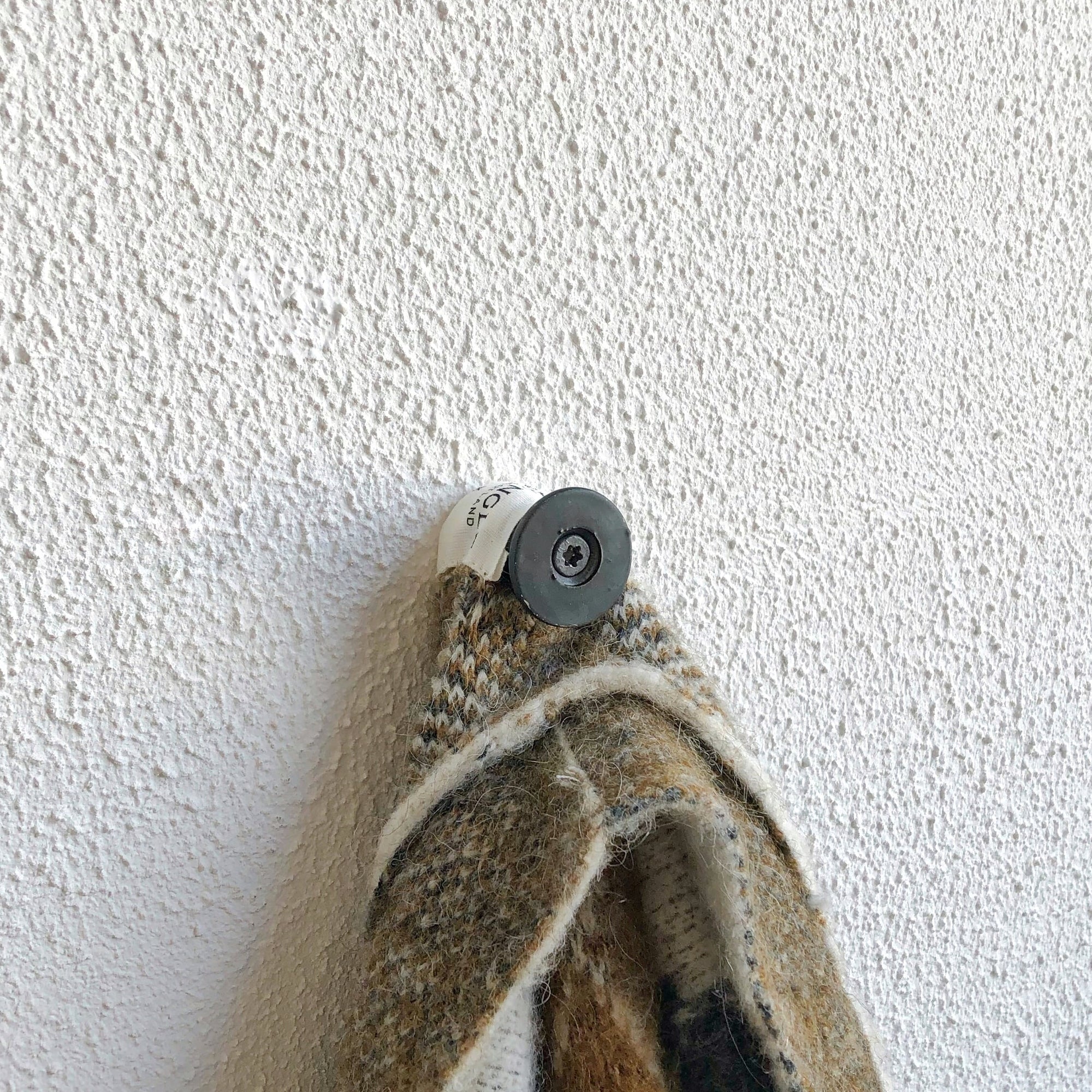 Ganci rotondi industriali con mensola in rovere