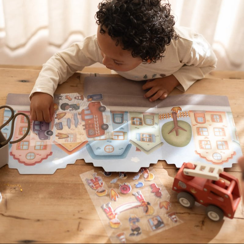 Little Dutch® Libro de Pegatinas Reutilizables Jim y Amigos