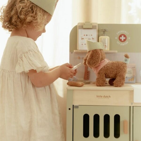 Little Dutch® Kuža Jackie v torbi - PUFFI