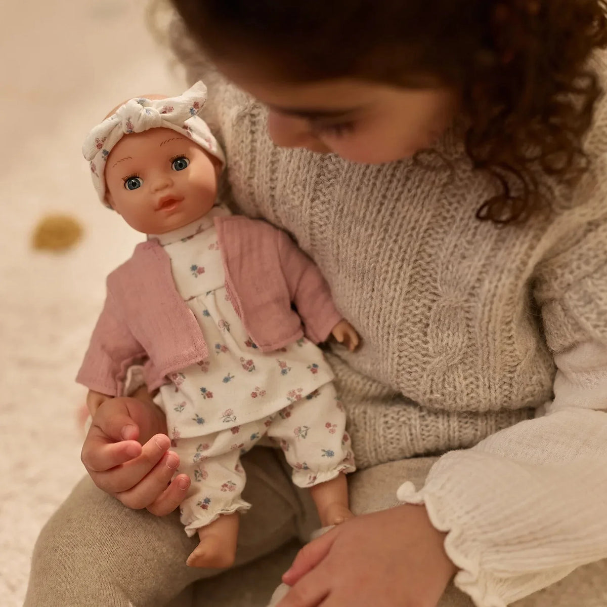 Little Dutch punčka Philou za domišljijsko igro otrok
