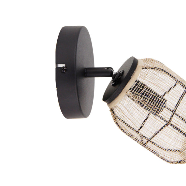 Natuurlijke bruin tint van de jute plafondlamp voegt warmte toe aan je interieur. Perfect voor een landelijke sfeer.