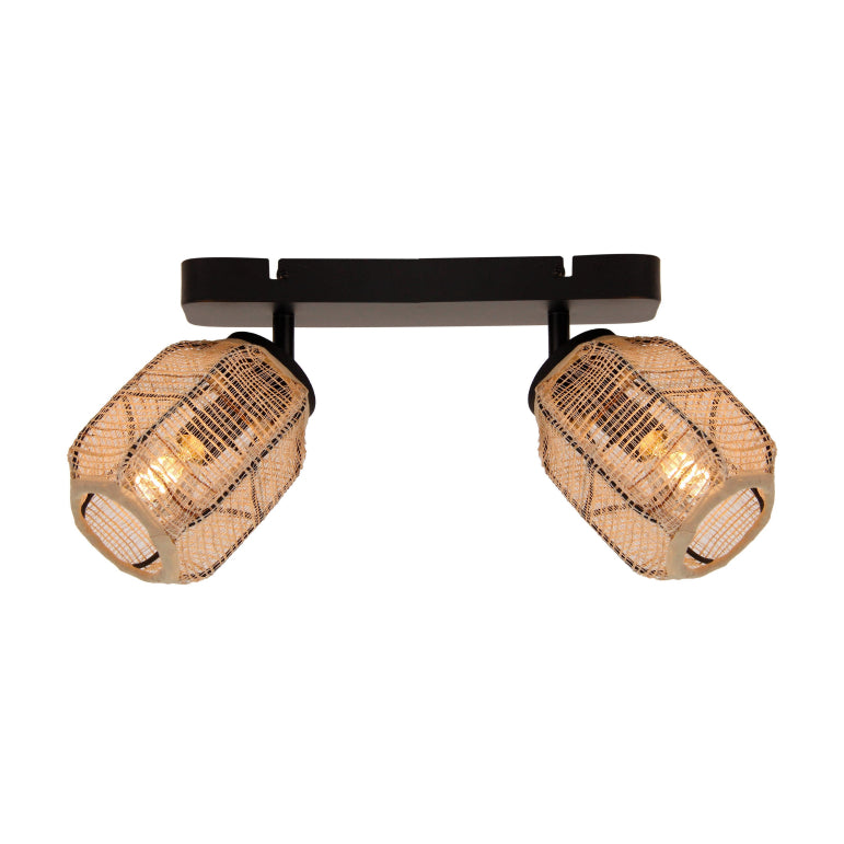 Natuurlijke charme in bruin hanteert deze plafondlamp. Perfect voor een warme, landelijke sfeer in je interieur.