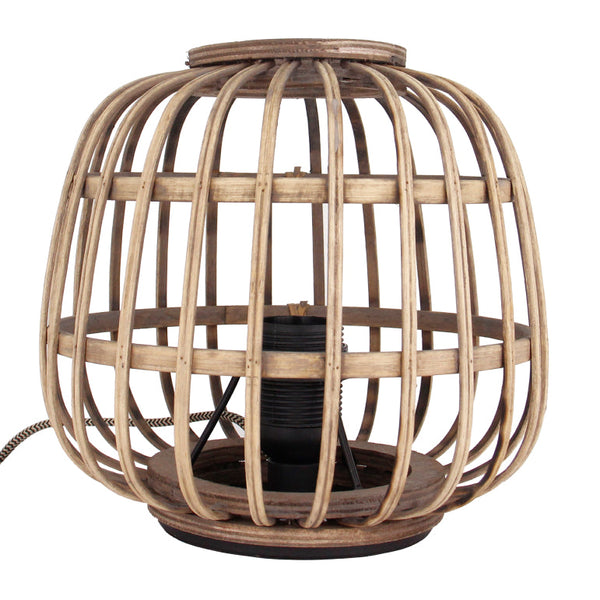 Deze bruin houten tafellamp straalt een warme, landelijke sfeer uit. Perfect voor een gezellige inrichting.