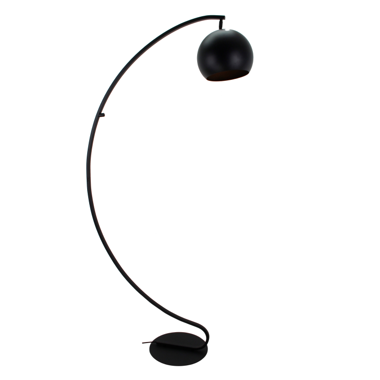 Detailweergave van de zwarte Occhio vloerlamp, perfect voor een moderne inrichting. Ideaal voor sfeervolle avonden thuis.