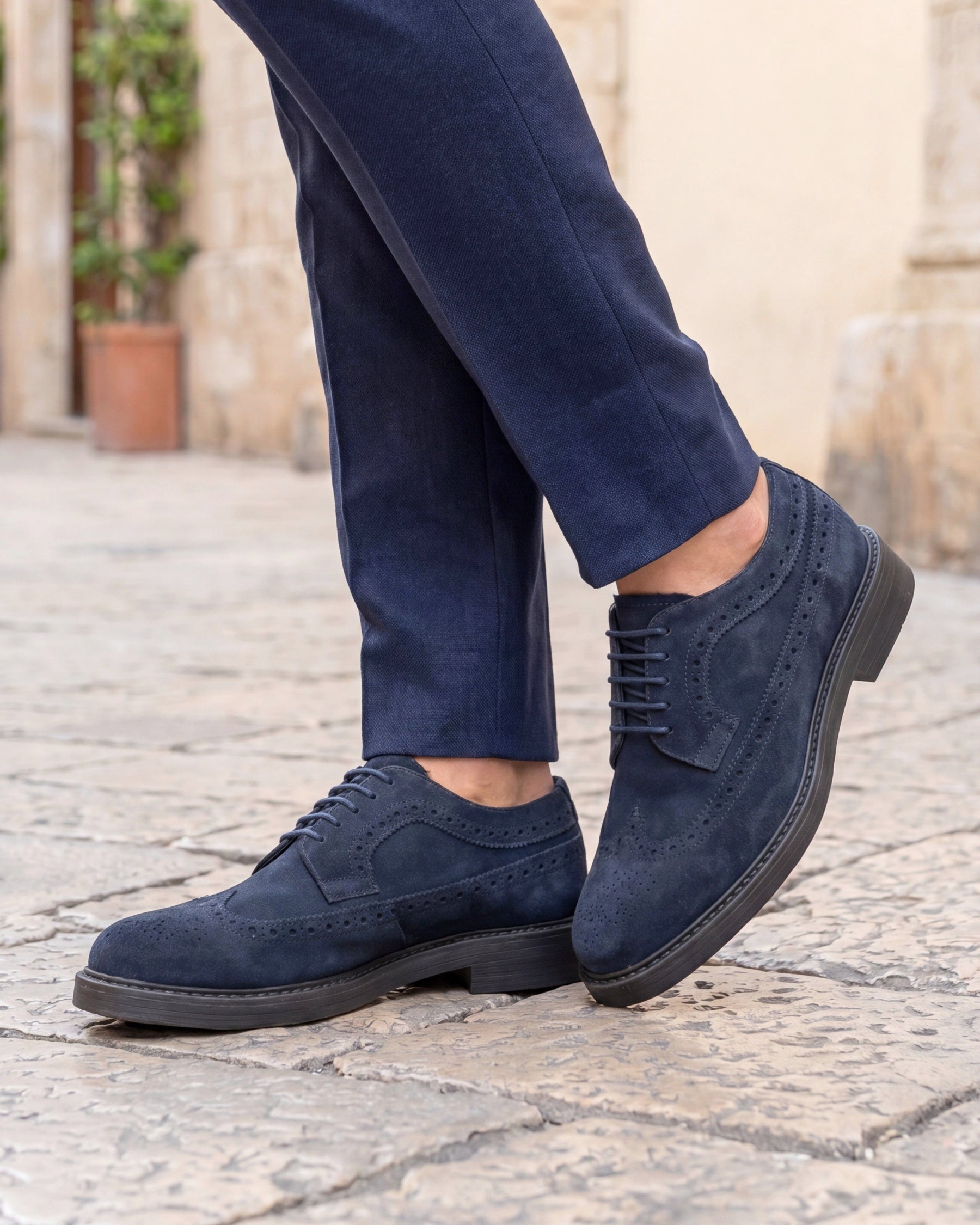 VOLTERRA - Navy Suede