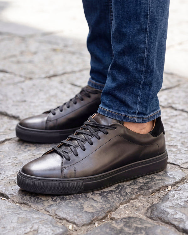 OSTUNI - Full Black