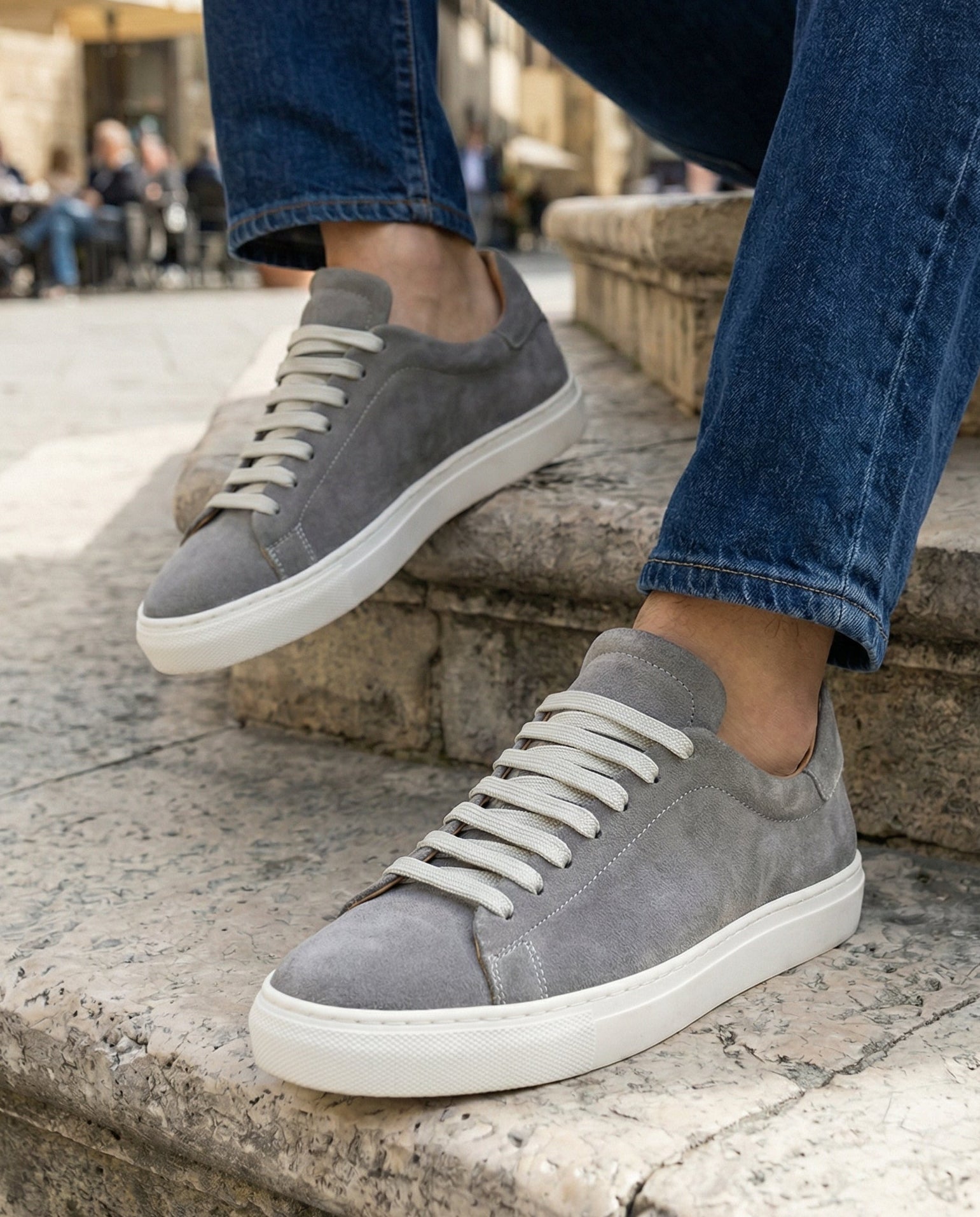 OSTUNI - Light Gray Suede