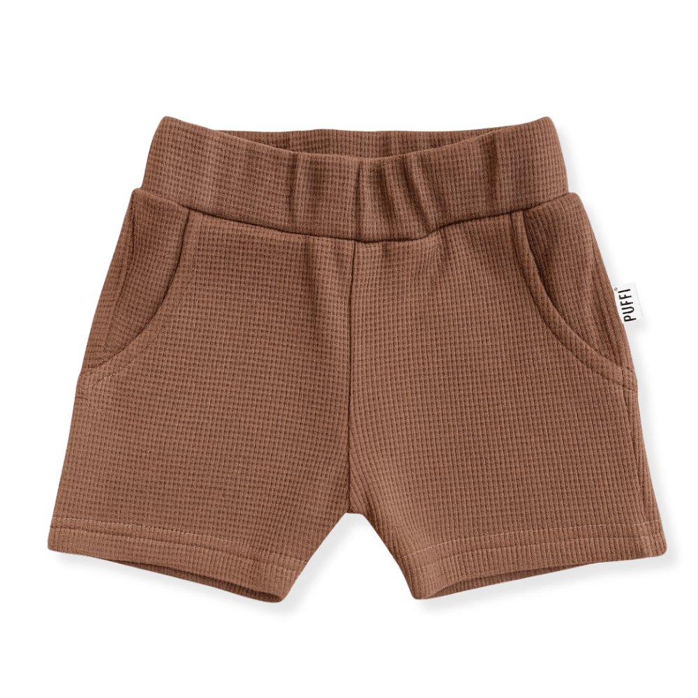 Otroške kratke hlače z žepom WAFFLE ČOKOLADA - PUFFI