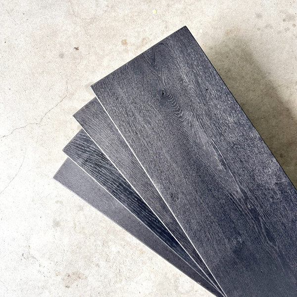 Mensola in rovere finitura opaca nera - outlet