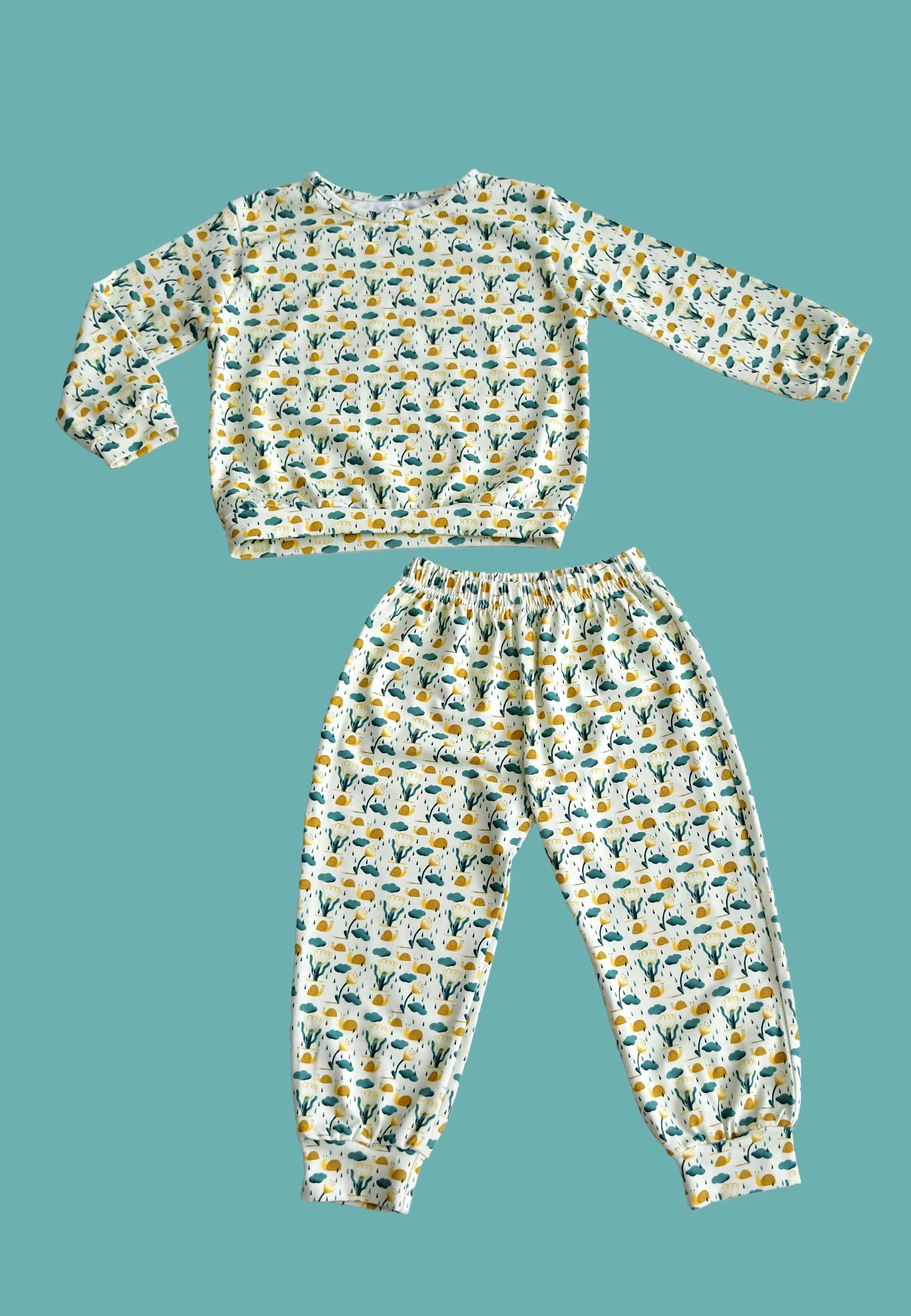 Two-Piece Bamboo Pajamas - Snails - Blue Balloon