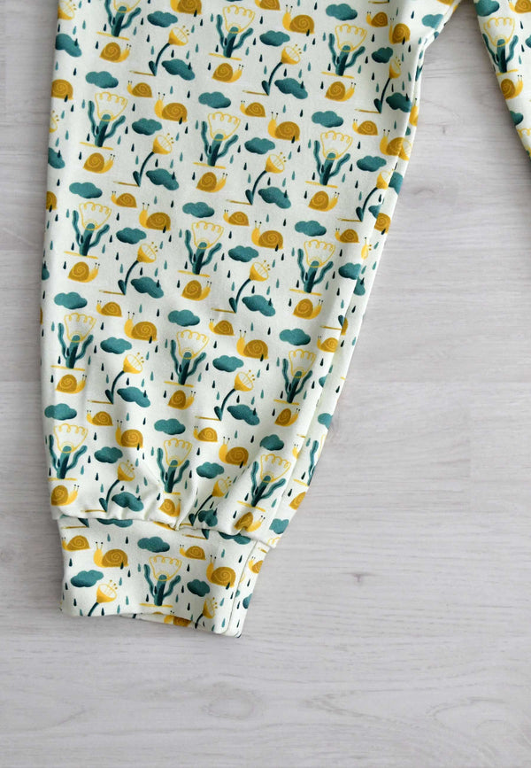 Two-Piece Bamboo Pajamas - Snails - Blue Balloon