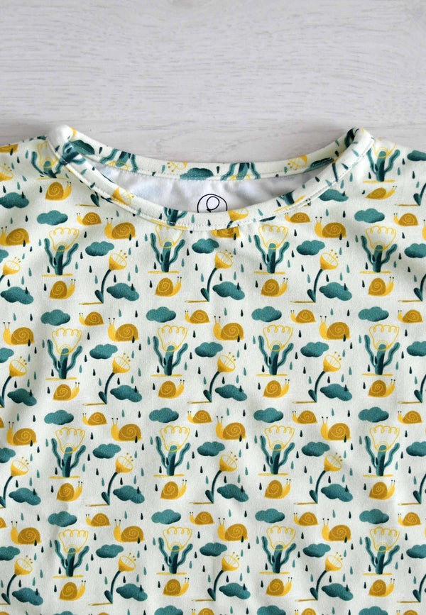 Two-Piece Bamboo Pajamas - Snails - Blue Balloon
