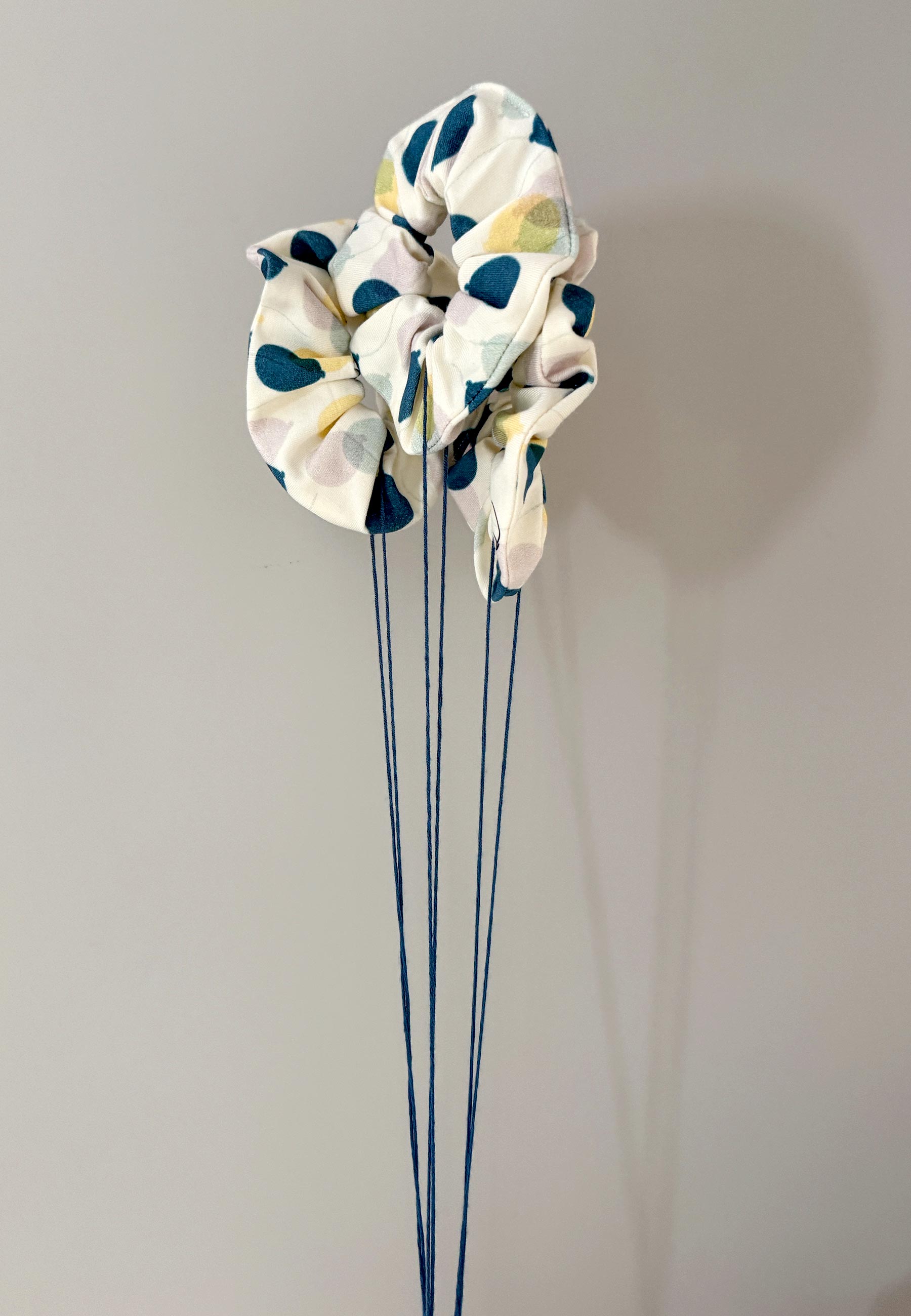 Bamboo Chouchou (scrunchie) - Soar High - Blue Balloon