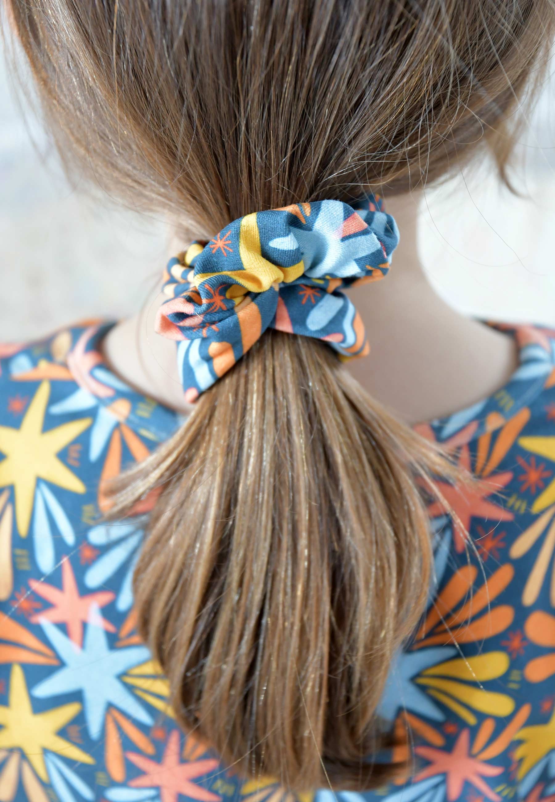 Bamboo Chouchou (scrunchie) - Stars and Fireworks - Blue Balloon