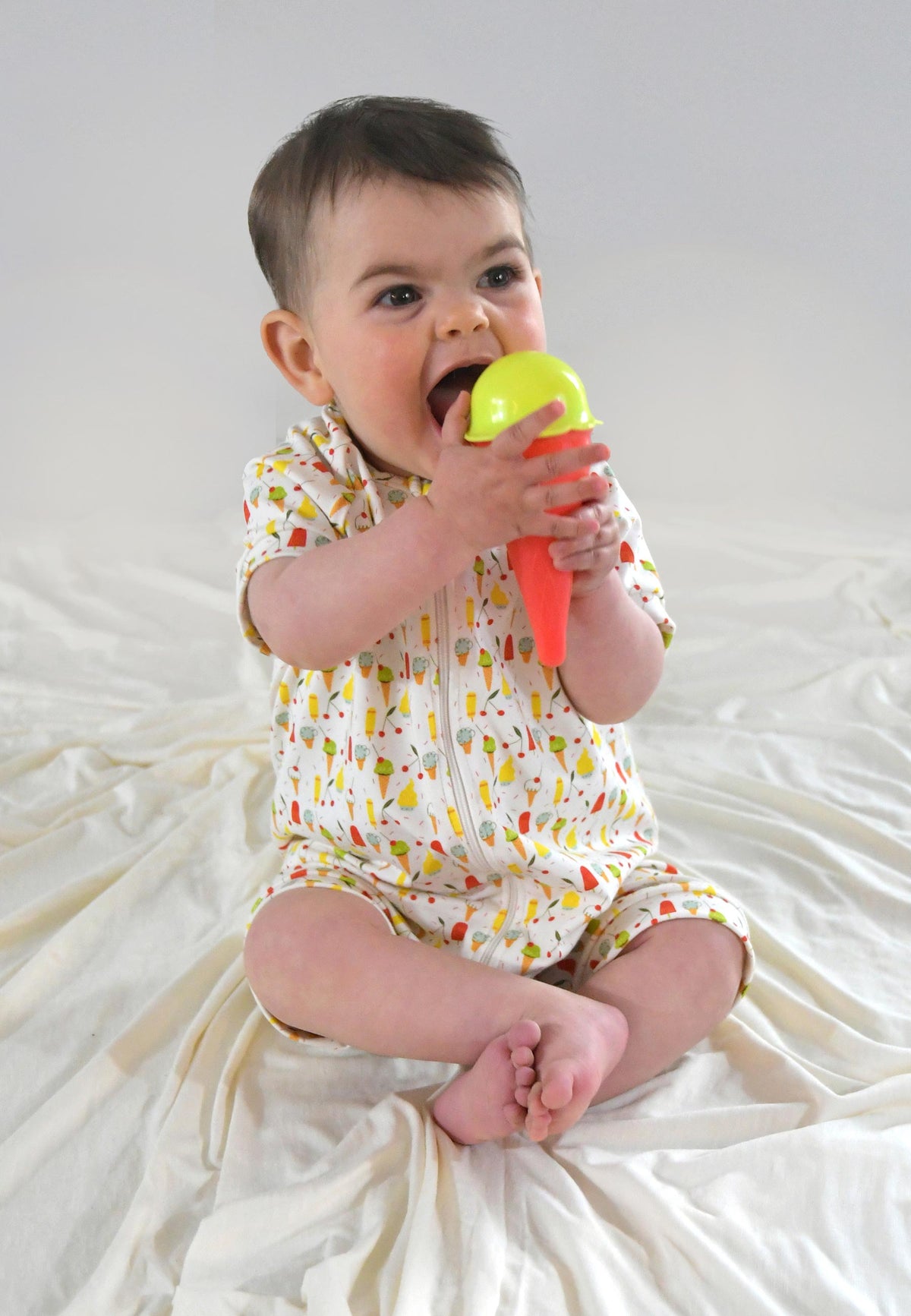 Bamboo Zip Romper - Ice Creams - Blue Balloon