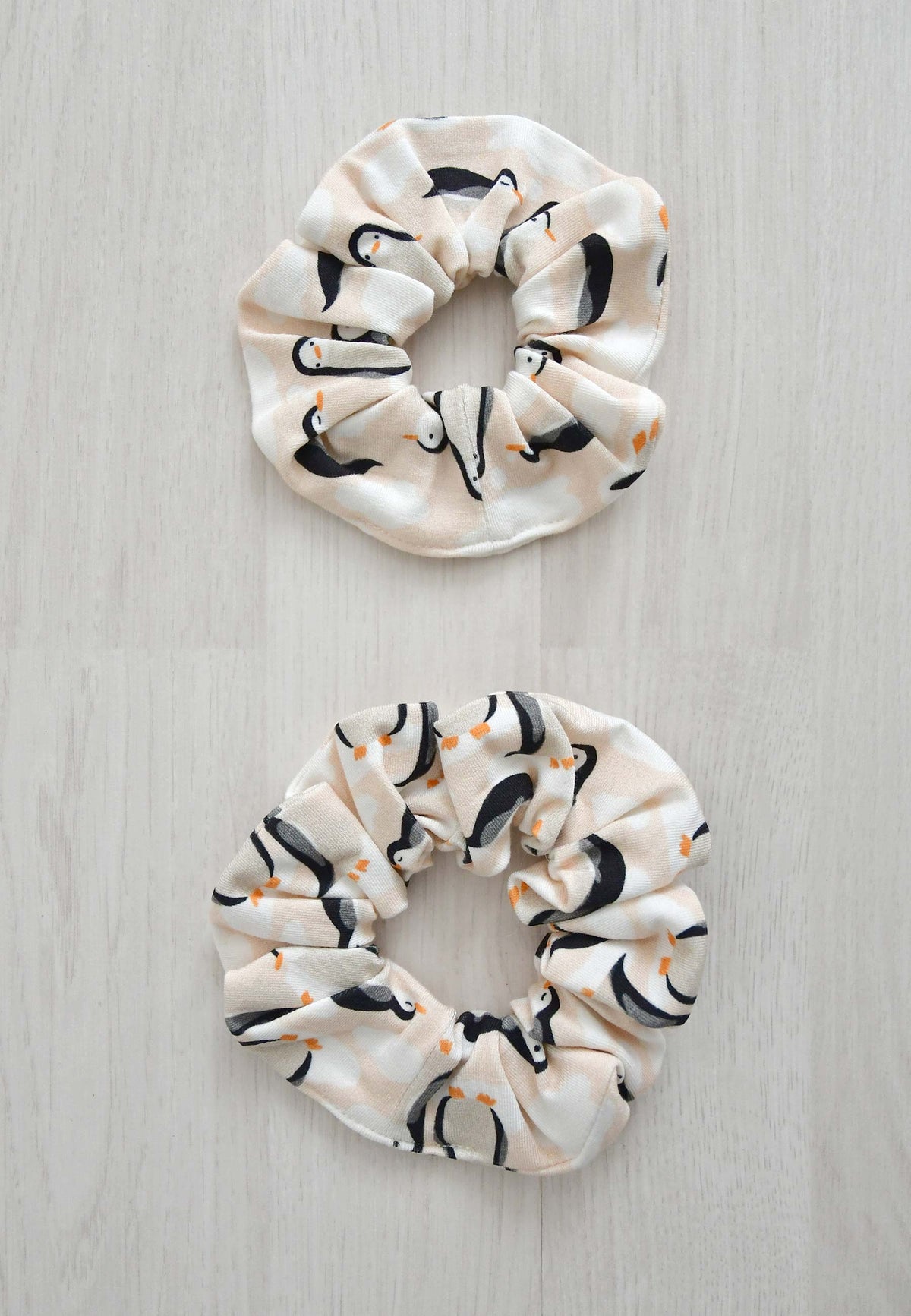 Bamboo Scrunchie - Penguins - Blue Balloon