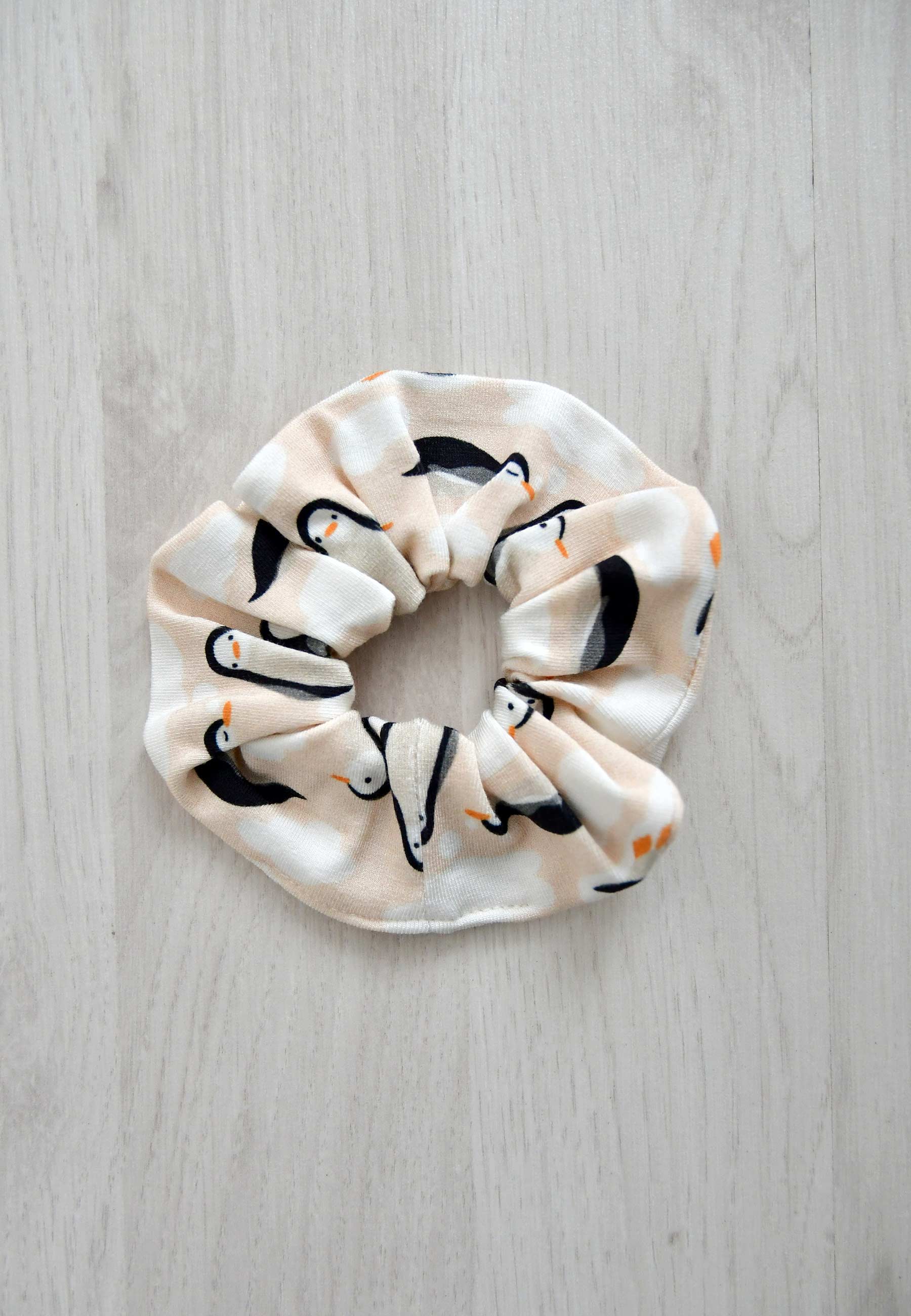 Scrunchie in bambù - Pinguini - Palloncino blu