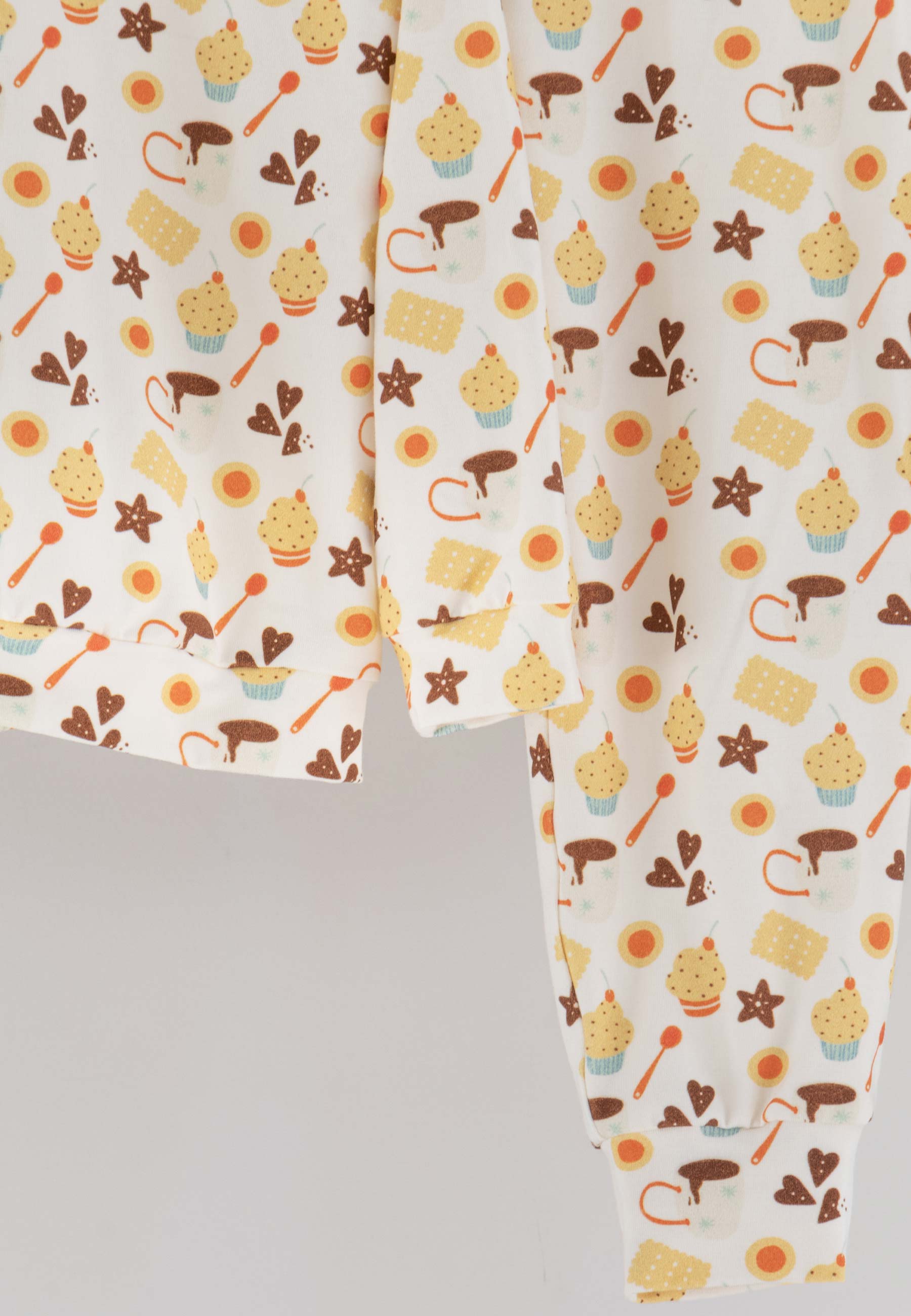 Two-Piece Bamboo Pajamas - Let's Have a Snack - Blue Balloon