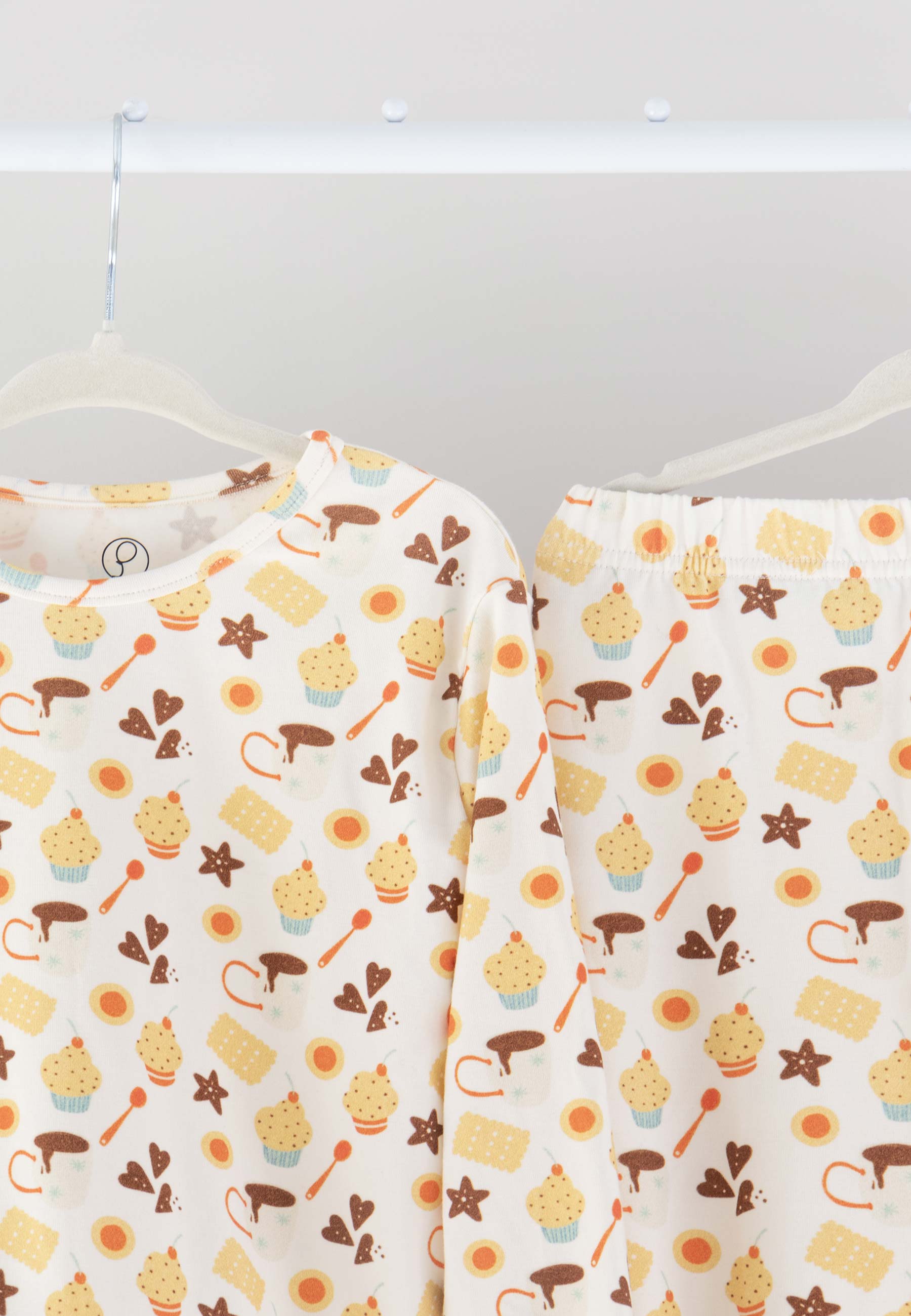 Two-Piece Bamboo Pajamas - Let's Have a Snack - Blue Balloon