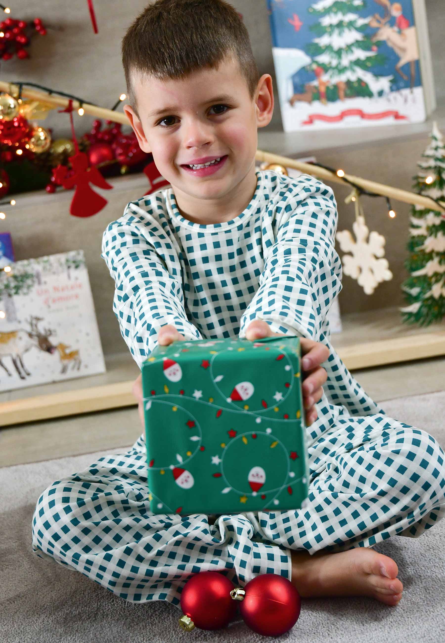 Two-Piece Bamboo Pajamas - Fir - Blue Balloon