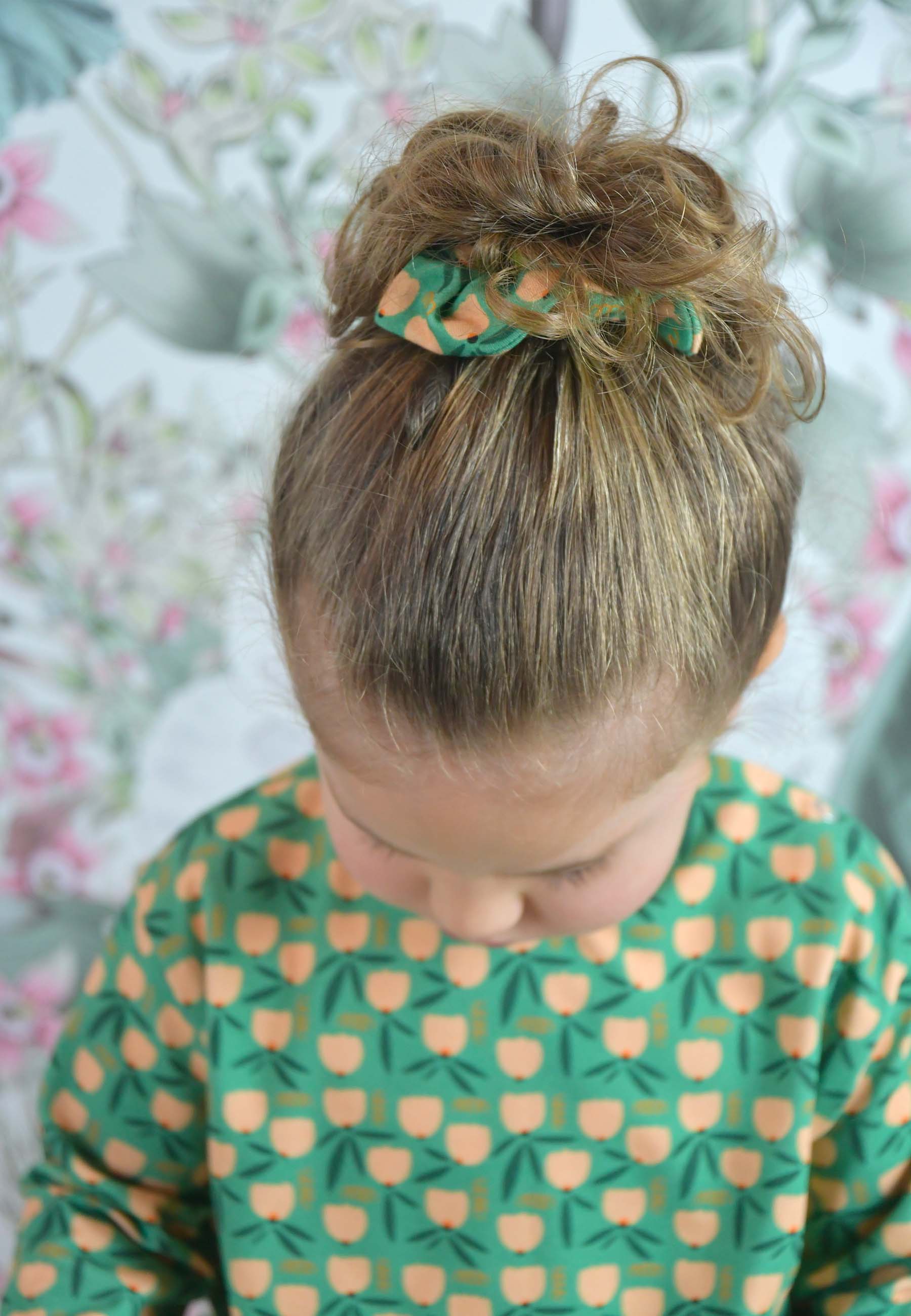 Bamboo Chouchou (scrunchie) - Tulips - Blue Balloon