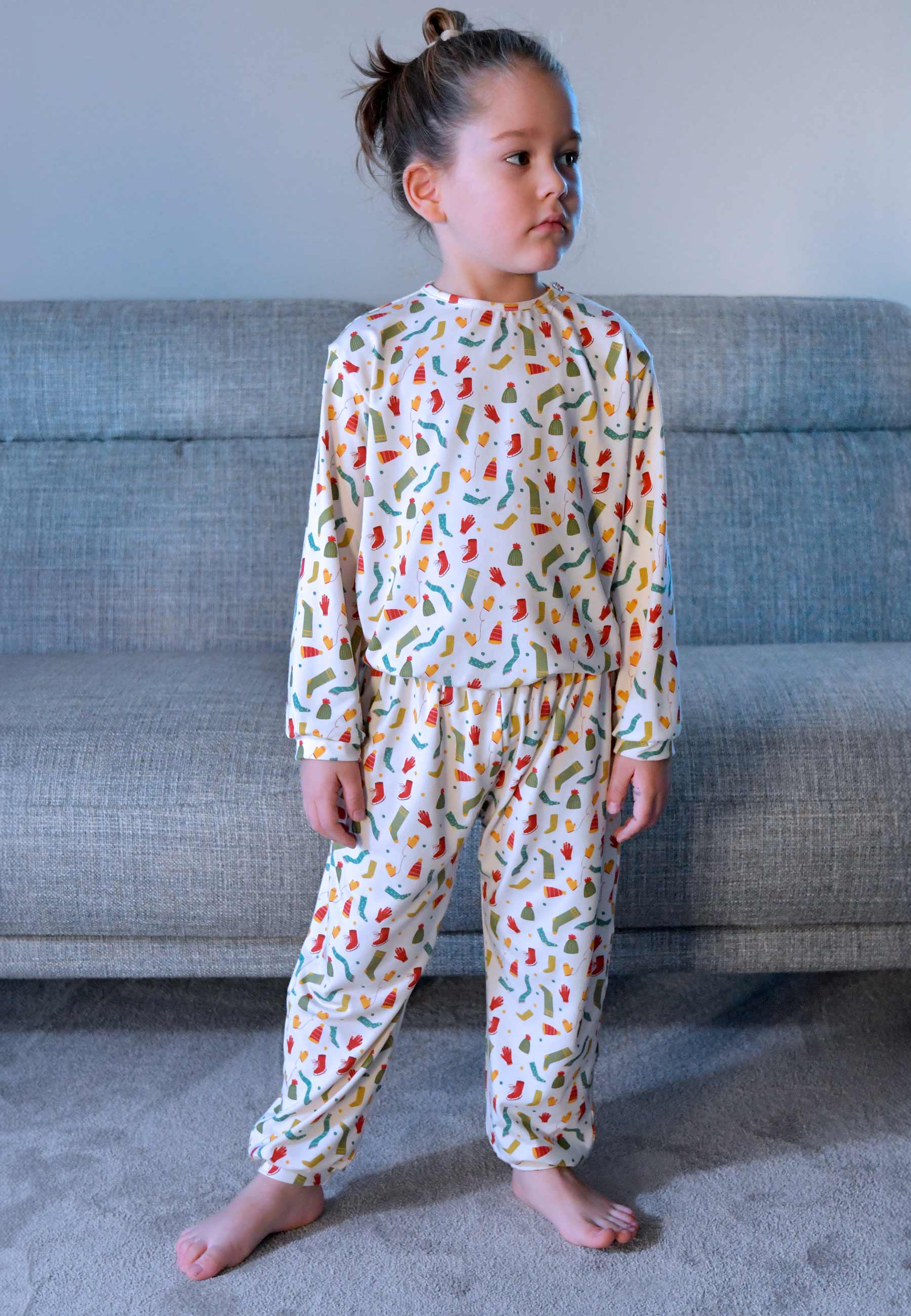 Two-Piece Bamboo Pajamas - Brrr It's Cold! - Blue Balloon