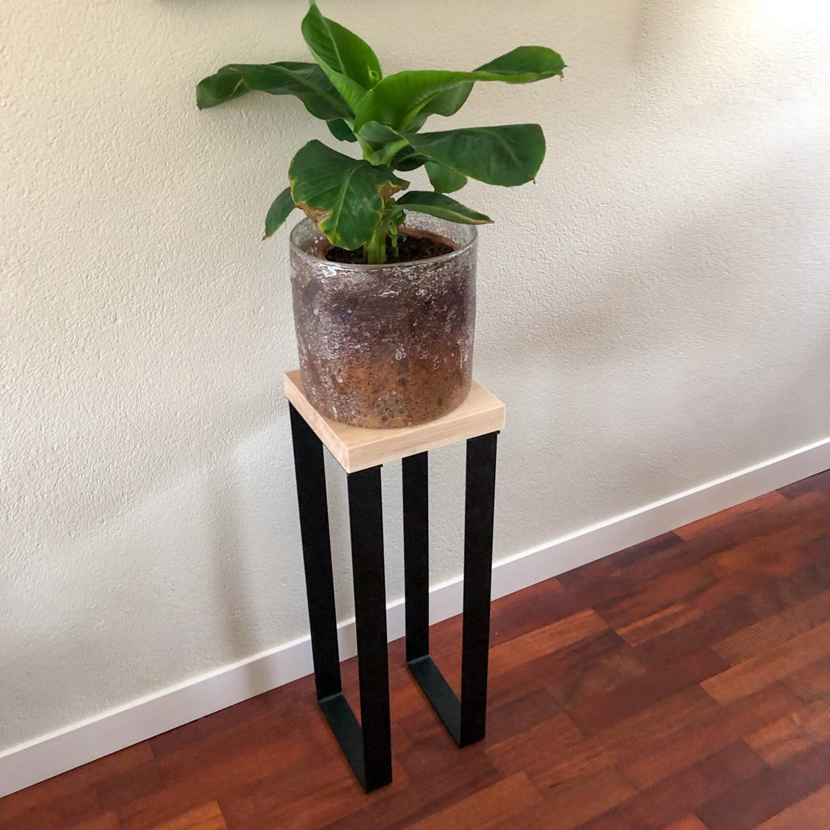 Table d'appoint intelligente – Table de plante noire mate haute