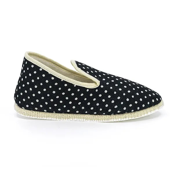 Chausson à pois noir