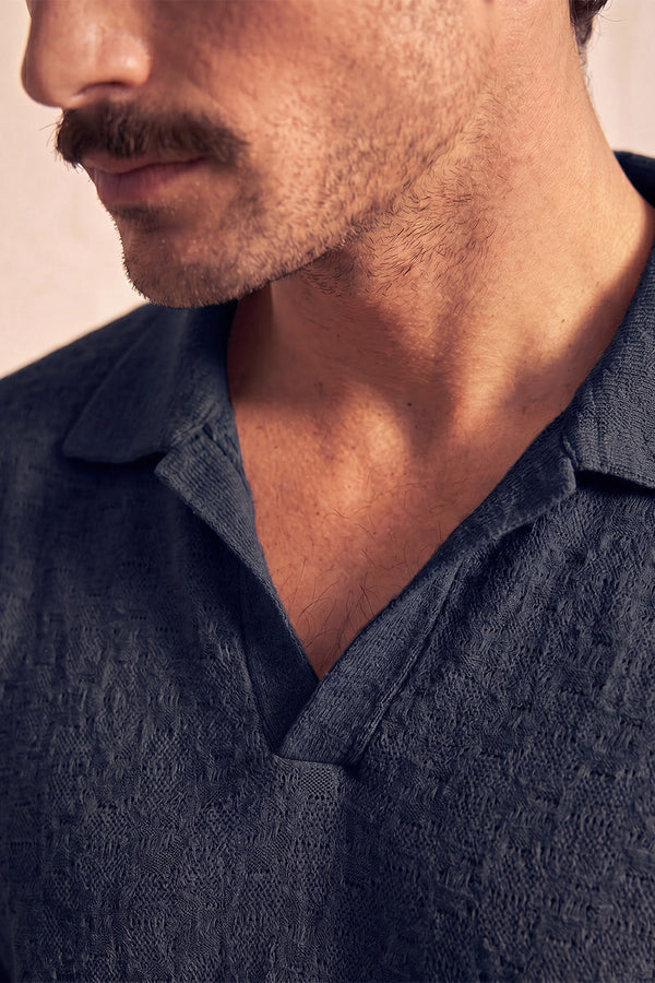 Polo de punto azul para hombres