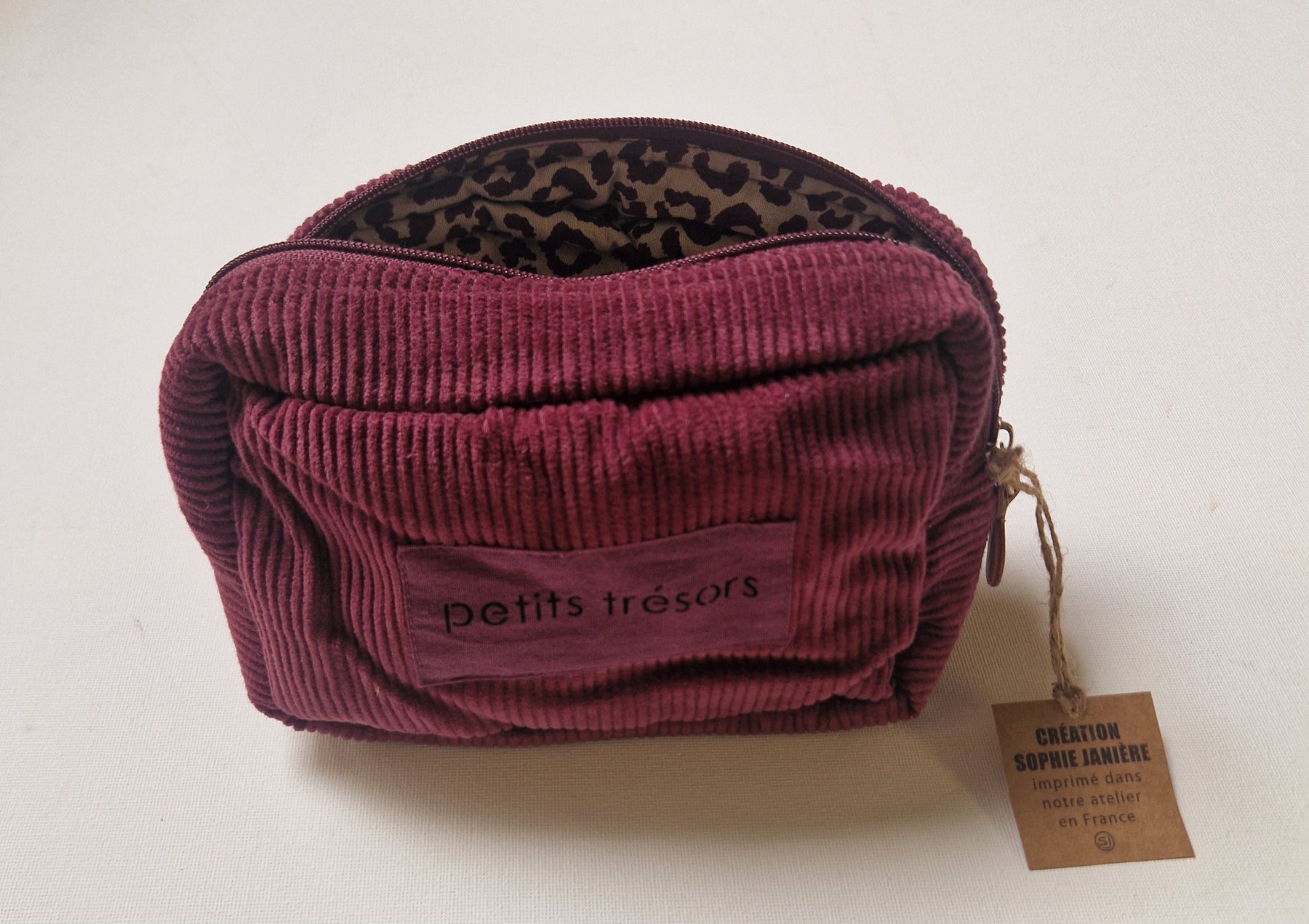 Emilie Small Treasures Velvet Pouch
