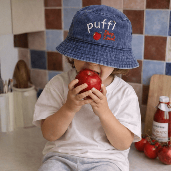 Puffi otroška bucket kapa Shop Local – UPF50+ zaščita | modra - PUFFI