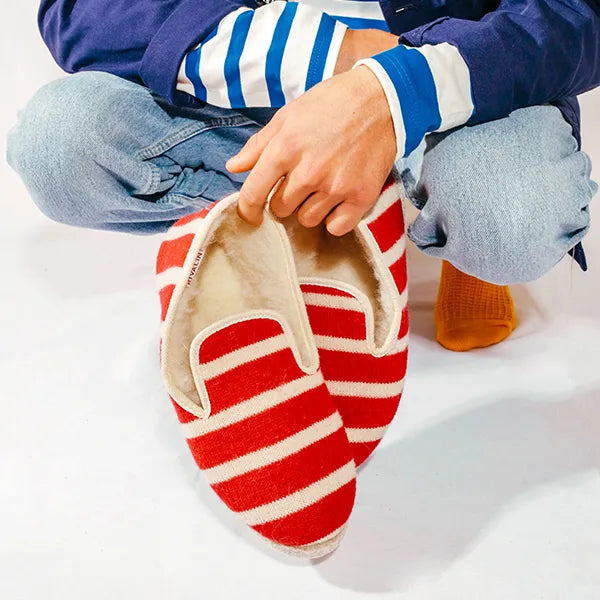 Chaussons rayés rouge et blanc