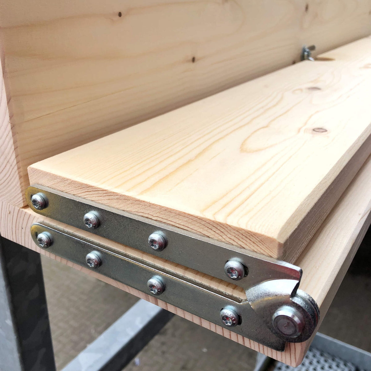 Smart Folding Hinges