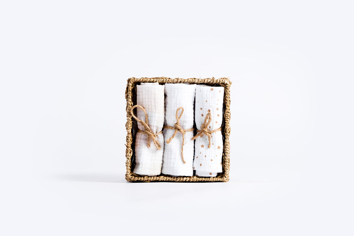 Premium muslin tetra cloths 30x30cm – Set 3/1 - Small brown stars