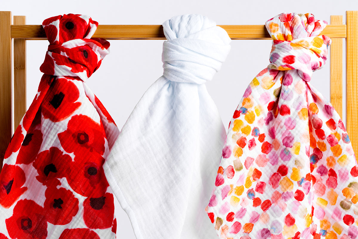 Set of Children's Premium Muslin Tetra Diapers 65x65cm - Set 3/1 - Poppies and Dots