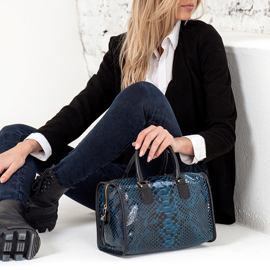 SNAKE - Bauletto in pelle stampa pitone blu