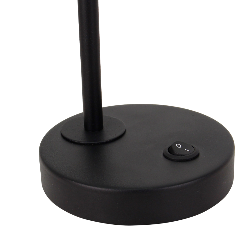 Detailfoto van de industriële zwarte tafellamp Spero. Deze lamp voegt een stoere charme toe aan elk interieur.