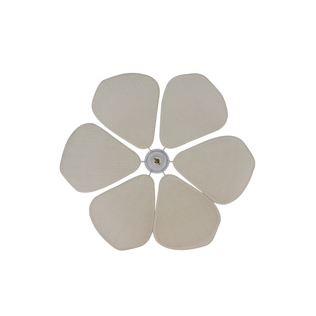 Hängeleuchte mit blattförmigen Schirmen aus Sisal – perfekt für Esszimmer oder Küche.