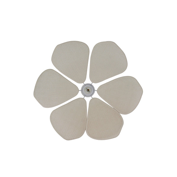 Hängeleuchte mit blattförmigen Schirmen aus Sisal – perfekt für Esszimmer oder Küche.