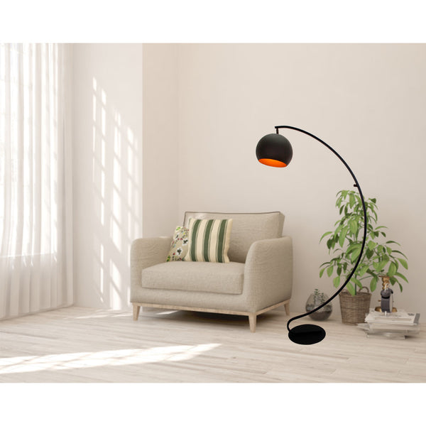 Gemütliche Atmosphäre mit der Various Sfera Stehlampe – Perfekte Lichtquelle für stilvolles Wohnen.