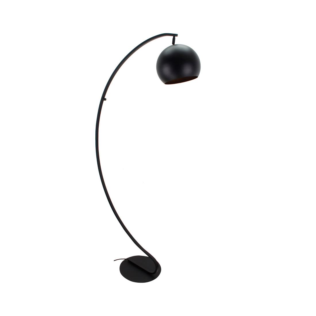 Stilvolle Various Sfera Stehlampe als Blickfang im Wohnzimmer – Perfekte Kombination aus Design und Funktionalität.