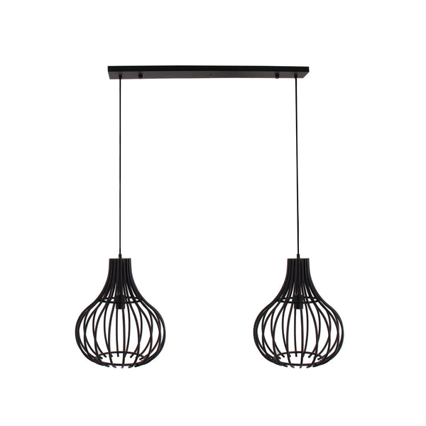 Deze gedurfde zwarte hanglamp voegt een industriële flair toe aan je woonkamer. Perfect voor een eigentijdse uitstraling.